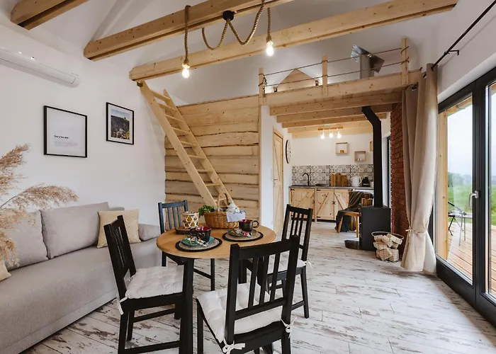 Osada Augustow Farma Mirsk